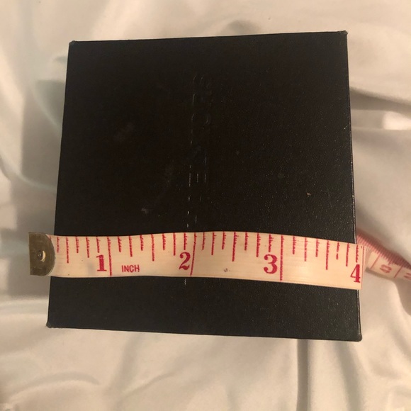 Michael Kors Watch - Picture 4 of 4